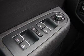 2012款大众夏朗2.0TSI豪华型试驾实拍