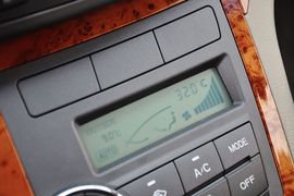 2012款江淮瑞风和畅2.0T公务型
