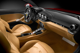 2013款法拉利F12berlinetta