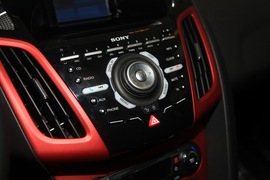 2012款福特新福克斯两厢