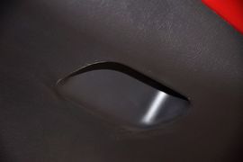2012款标致307两厢1.6L手动舒适版