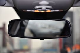 2012款标致307两厢1.6L手动舒适版