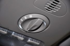 2012款标致307两厢1.6L手动舒适版