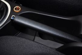 2012款标致307两厢1.6L手动舒适版