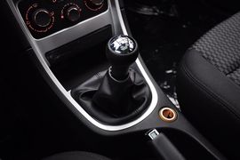 2012款标致307两厢1.6L手动舒适版