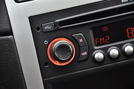 2012款标致307两厢1.6L手动舒适版