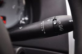 2012款标致307两厢1.6L手动舒适版