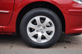 2012款标致307两厢1.6L手动舒适版
