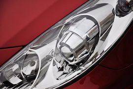 2012款标致307两厢1.6L手动舒适版
