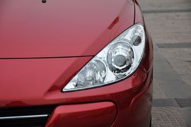 2012款标致307两厢1.6L手动舒适版