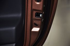 2011款东风裕隆纳智捷大7SUV
