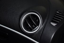 2011款东风裕隆纳智捷大7SUV