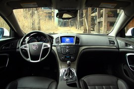 试驾2012款别克君威2.4L