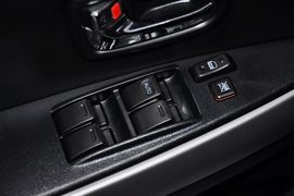 2011款长城炫丽CROSS