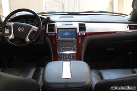 08款凯雷德内饰