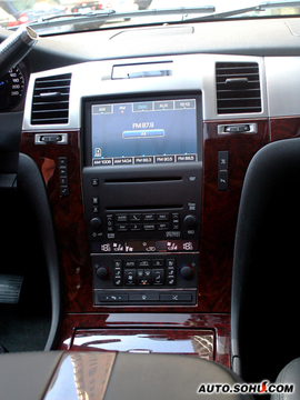 08款凯雷德内饰