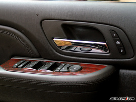 08款凯雷德内饰