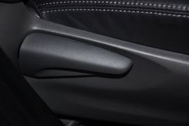 2012款一汽丰田普锐斯1.8L豪华先进版