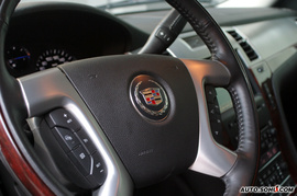 08款凯雷德内饰