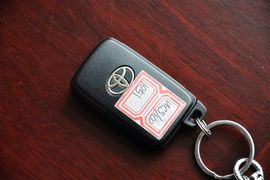 2012款一汽丰田普锐斯1.8L豪华先进版