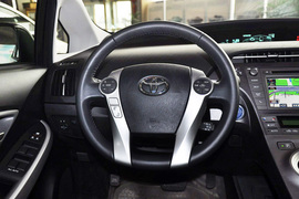 2012款一汽丰田普锐斯1.8L豪华先进版