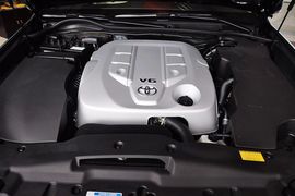 2011款丰田皇冠2.5L