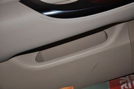 2011款丰田皇冠2.5L