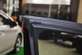 2011款丰田皇冠2.5L
