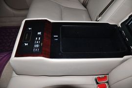 2011款丰田皇冠2.5L