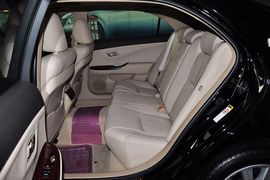 2011款丰田皇冠2.5L