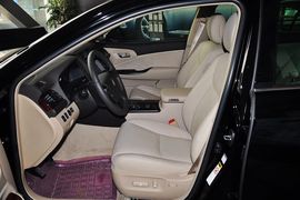 2011款丰田皇冠2.5L