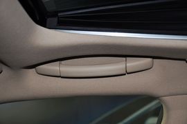 2011款丰田皇冠2.5L