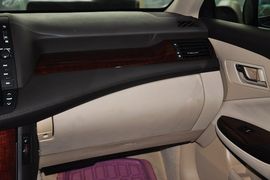 2011款丰田皇冠2.5L