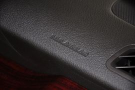 2011款丰田皇冠2.5L