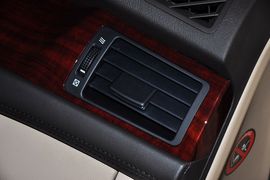 2011款丰田皇冠2.5L