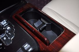 2011款丰田皇冠2.5L
