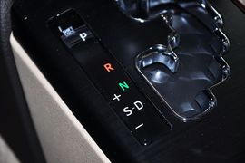 2011款丰田皇冠2.5L
