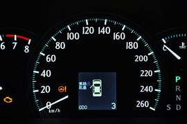 2011款丰田皇冠2.5L