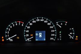 2011款丰田皇冠2.5L