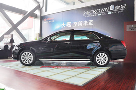 2011款丰田皇冠2.5L