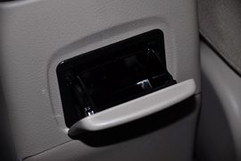 2011款一汽丰田卡罗拉1.6L