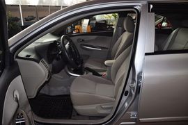 2011款一汽丰田卡罗拉1.6L