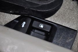 2011款一汽丰田卡罗拉1.6L