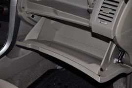 2011款一汽丰田卡罗拉1.6L