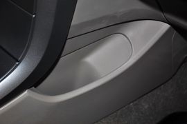 2011款一汽丰田卡罗拉1.6L