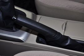 2011款一汽丰田卡罗拉1.6L