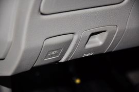 2011款一汽丰田卡罗拉1.6L