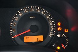 2011款一汽丰田卡罗拉1.6L