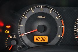 2011款一汽丰田卡罗拉1.6L