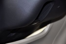 2011款一汽丰田卡罗拉1.6L